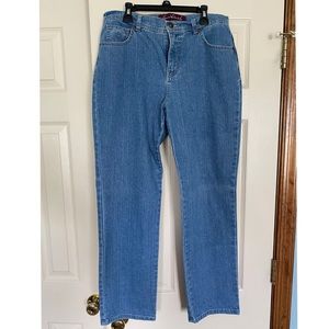 Gloria Vanderbilt Blue jeans